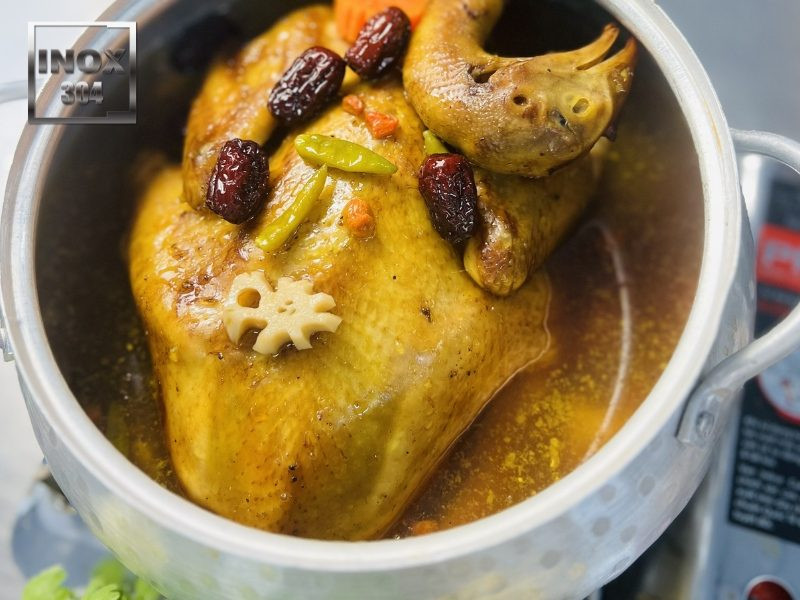 Coconut Steamed Chicken with Herbs Recipe