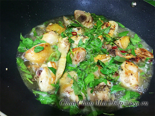 Finishing the chicken and Vietnamese coriander stew