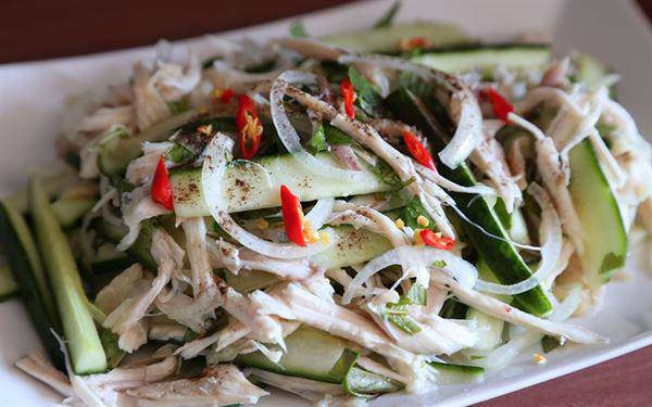 Finished chicken and onion salad