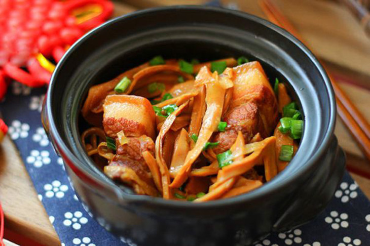 Cách sơ chế thịt và măng