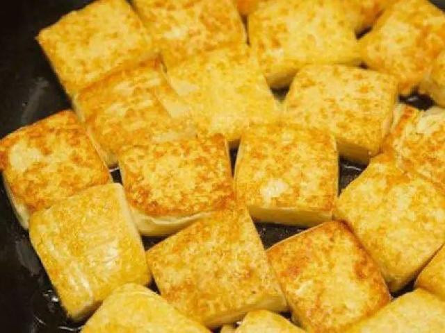 Chiên đậu hũ lướt ván