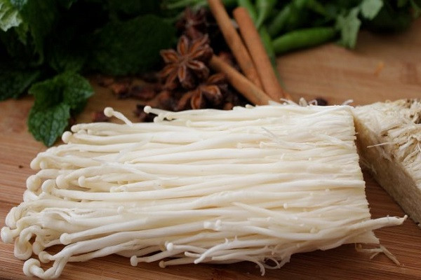 Công dụng của nấm kim châm