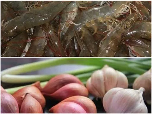 Simple ingredients for savory sweet and sour braised shrimp