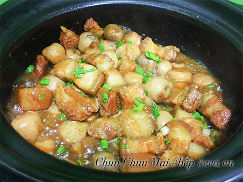 Carne estofada con champiñones terminada