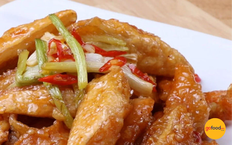 Nguyên liệu làm cá hồi chiên bơ tỏi