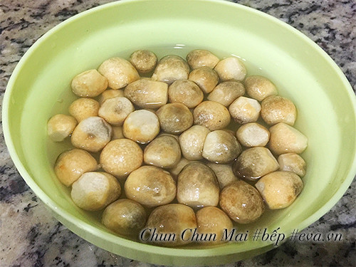 Preparar los champiñones con cuidado