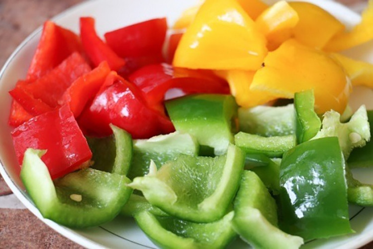 Preparing Secondary Ingredients Makes the Dish More Appealing