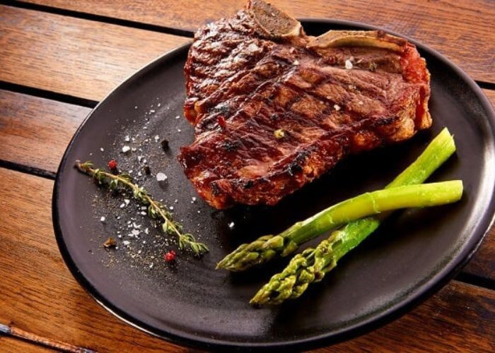 Finished black pepper beef grill dish