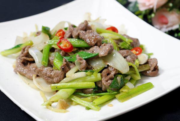 Thịt bò xào hành tây hoàn thiện