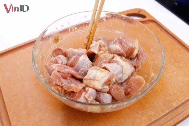 Marinating the chicken