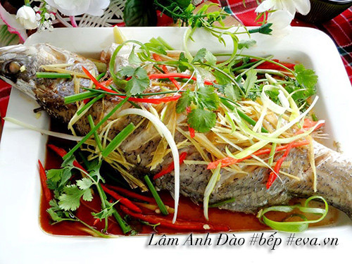 Completed ginger and scallion steamed fish