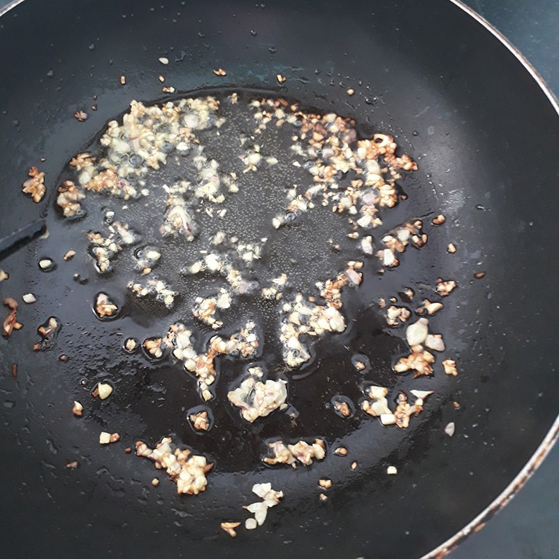 Cách kho thịt với bầu đơn giản tại nhà