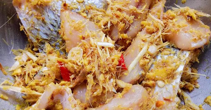 Grilled Fish with Galangal and Fermented Rice - Seasoning Mixture