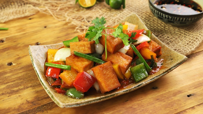 Cómo hacer tofu con ajo y chile