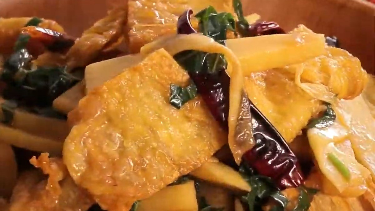 Chili-Glazed Tofu Rolls Recipe