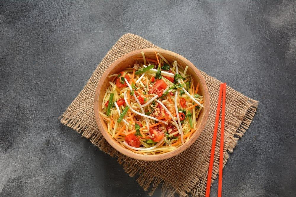 gỏi chay kiểu Ý từ cà chua bi