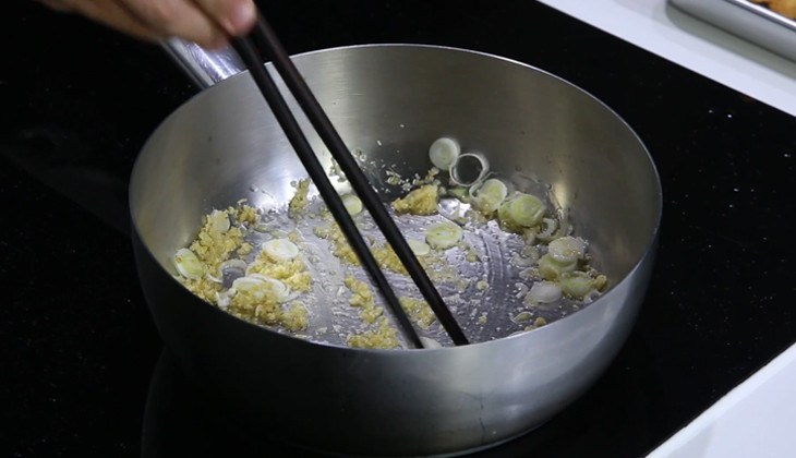 Cocinar el tofu con anacardos