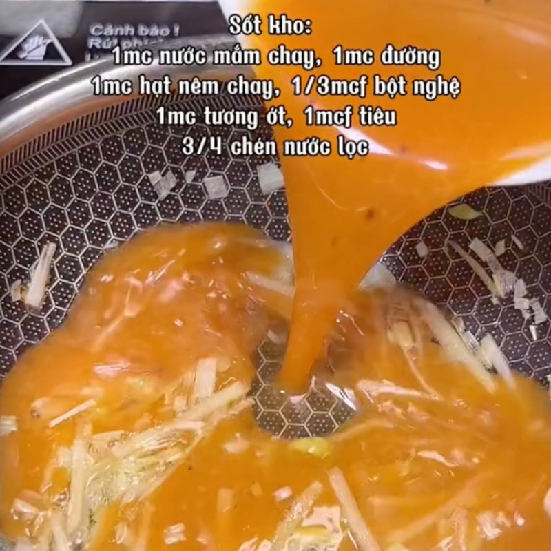 Preparing Braising Sauce for Tofu Rolls