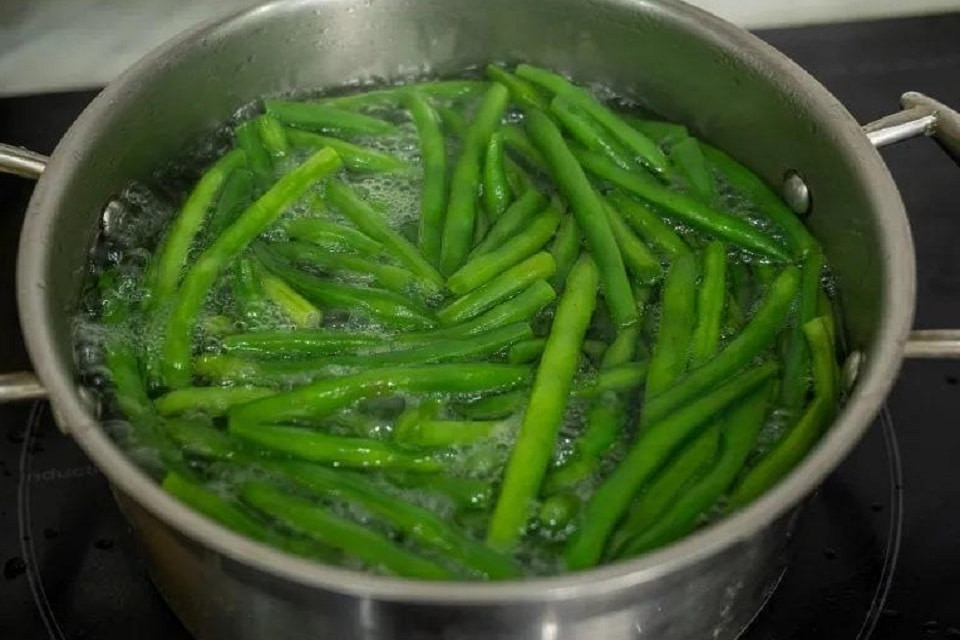 Boiling Green Beans