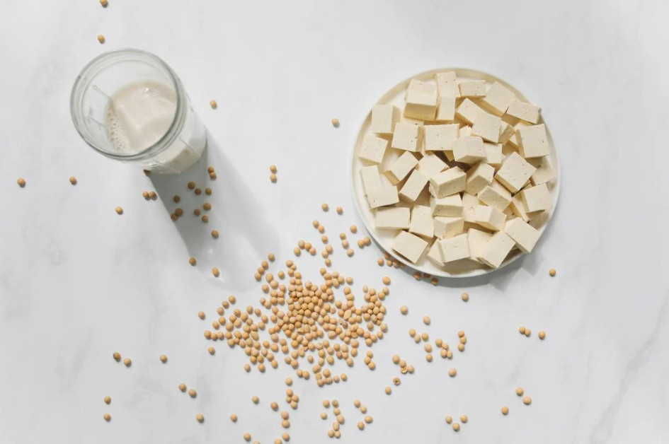 Ingredientes para preparar tofu con lemongrass y chiles