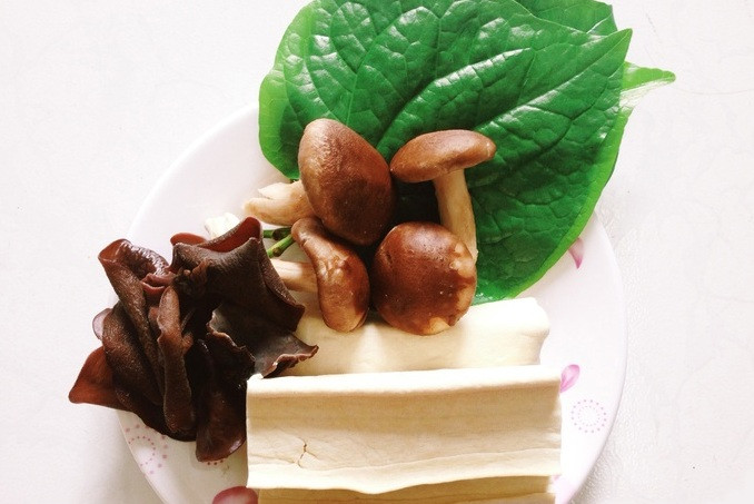Nguyên liệu làm gỏi lá lốt chay