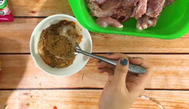 Nguyên liệu làm sườn chiên xù