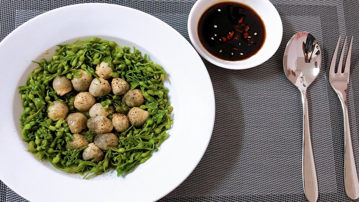 Nguyên liệu món gỏi bông thiên lý chay