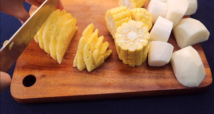 Vegan Straw Mushroom Salad Dressing