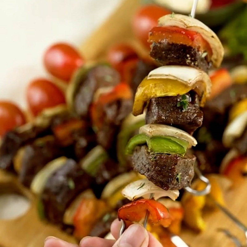 Final product of beef skewers
