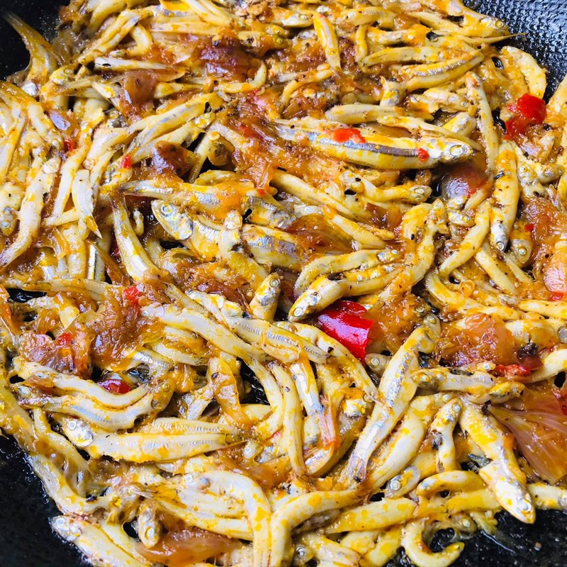 Finished Pepper-Braised Anchovies