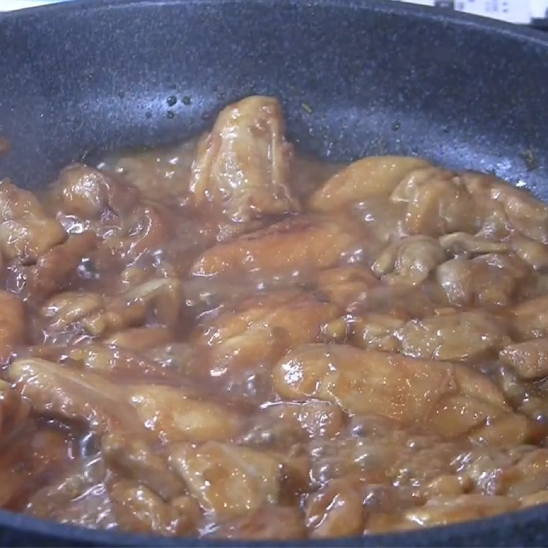 Finished Black Pepper Chicken dish