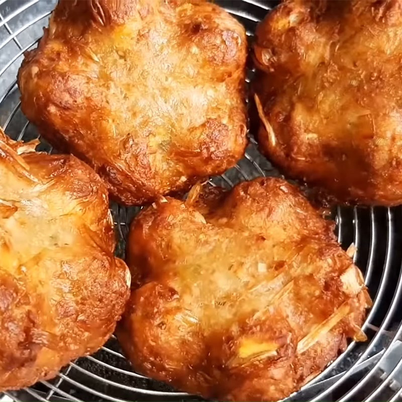 Finished crispy fried young jackfruit