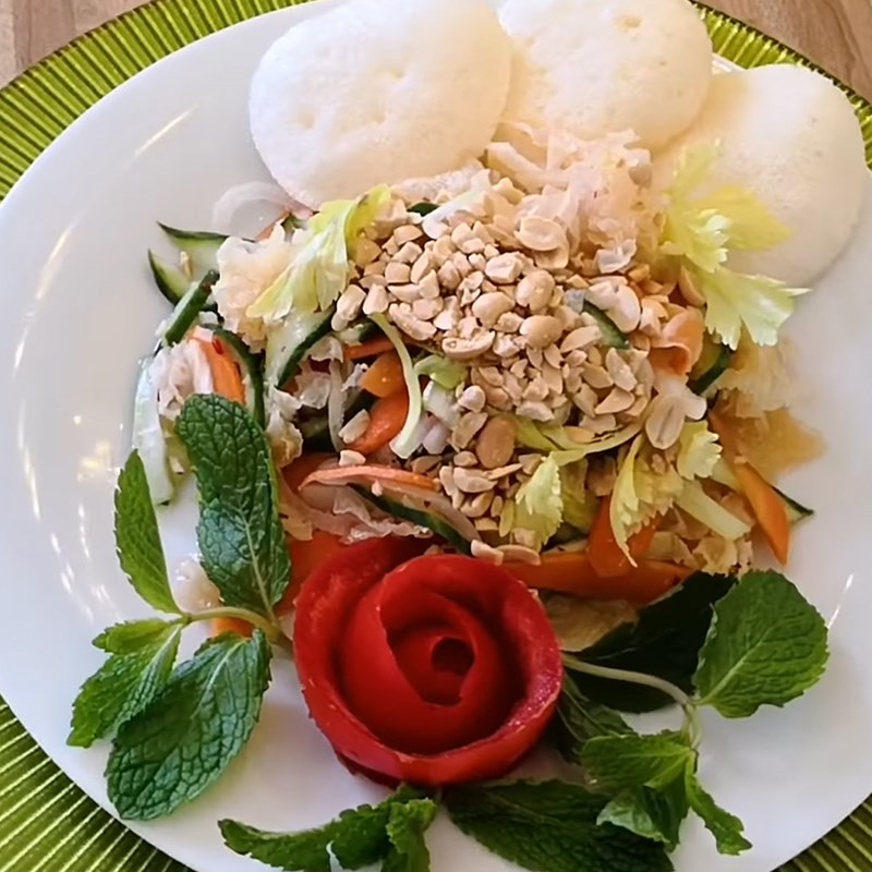 The finished vegetarian snow fungus salad served in a bowl, ready to eat