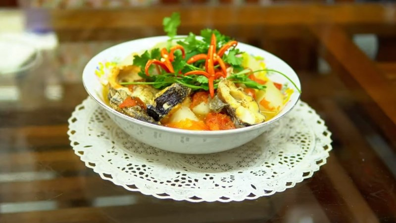 Marinar el colinabo con condimentos