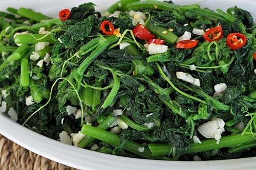 Gỏi cá hồi dưa leo tươi ngon