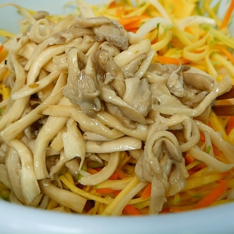 Trộn gỏi xoài xanh chay