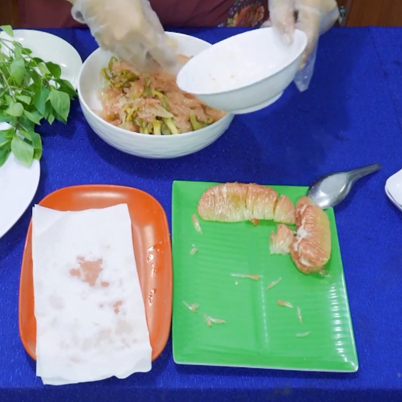 Bước 4 Hoàn thành Gỏi bưởi nấm chay