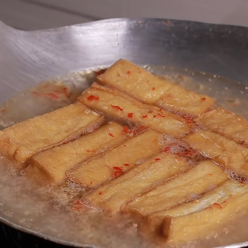 Đậu hũ nhồi kho nước dừa thơm ngon