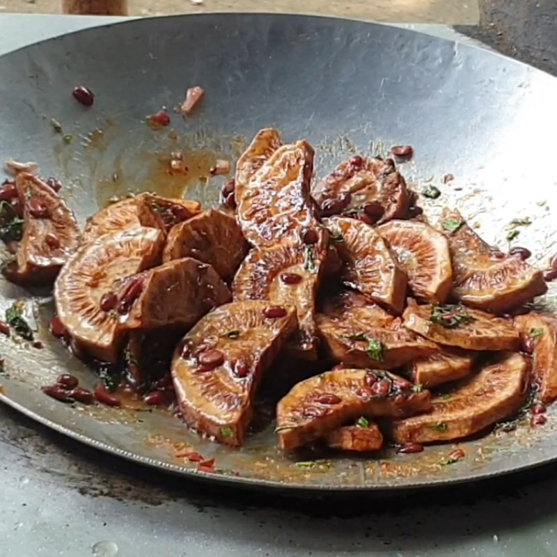 Bước 4 Kho mít và tương bần Mít non kho tương bần