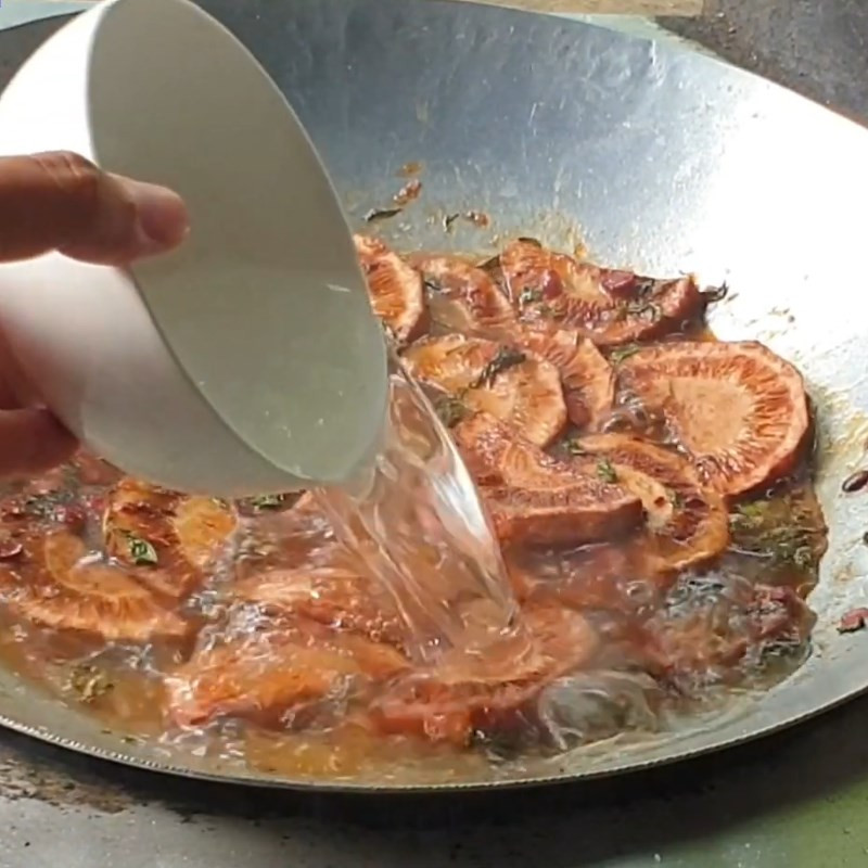 Bước 4 Kho mít và tương bần Mít non kho tương bần