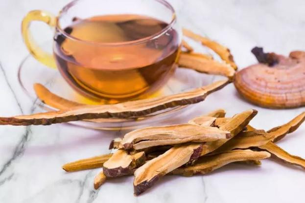 Braised Reishi mushrooms with pepper