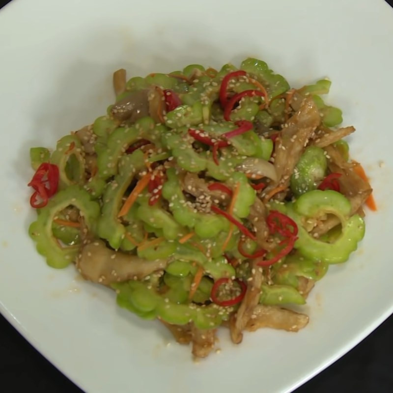 Thành phẩm gỏi khổ qua chay