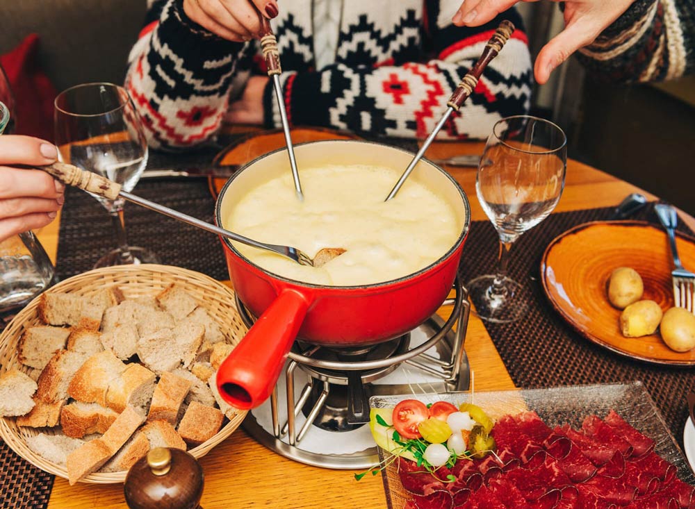 Fondue phô mai là gì?