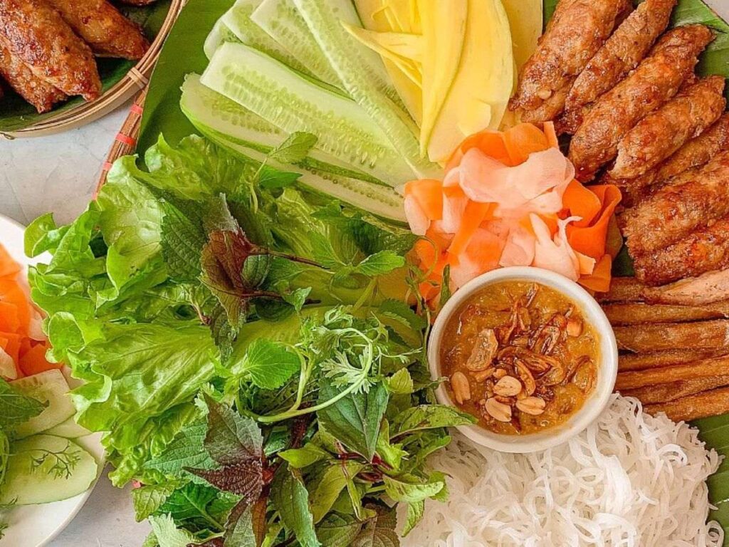 Review nem nướng Ninh Hòa: Đặc sản Khánh Hòa trứ danh 1 Review nem nướng Ninh Hòa - Đặc sản Khánh Hòa